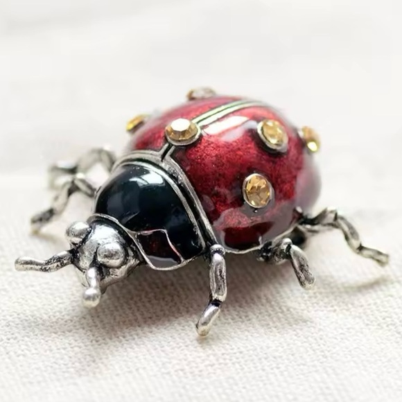 ladybug Brooch Pin - Picture 5 of 7
